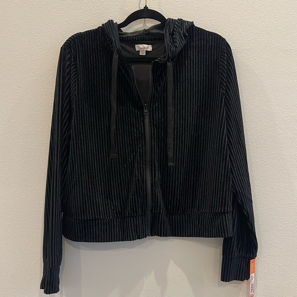 NWT Colsie Hoodie Velvet Ribbed Zip-up Hooded Sweatshirt Black size L - Picture 1 of 6